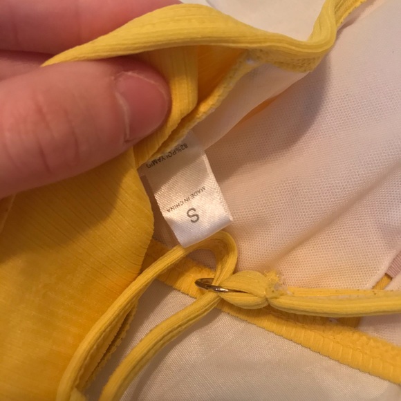 Bikini - Picture 4 of 8